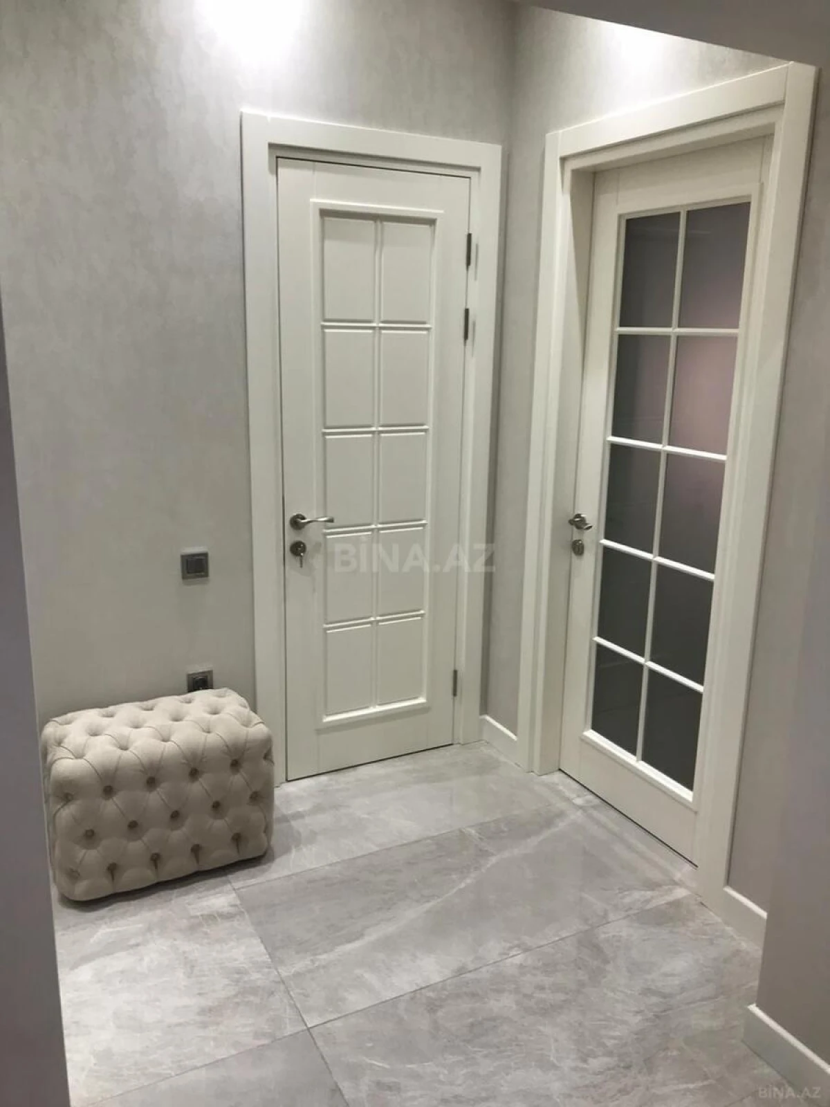 Kirayə verilir 2 otaqlı mənzil 76 m²
