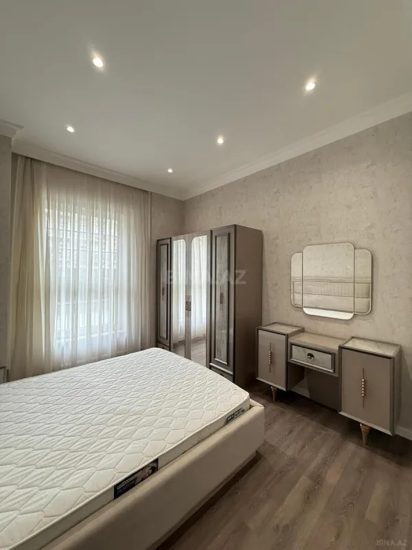 Kirayə verilir 3 otaqlı mənzil 125 m²