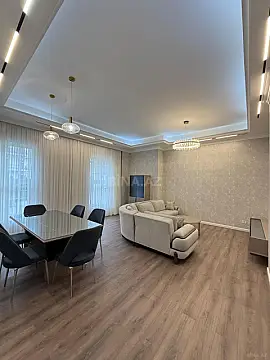 Kirayə verilir 3 otaqlı mənzil 125 m²