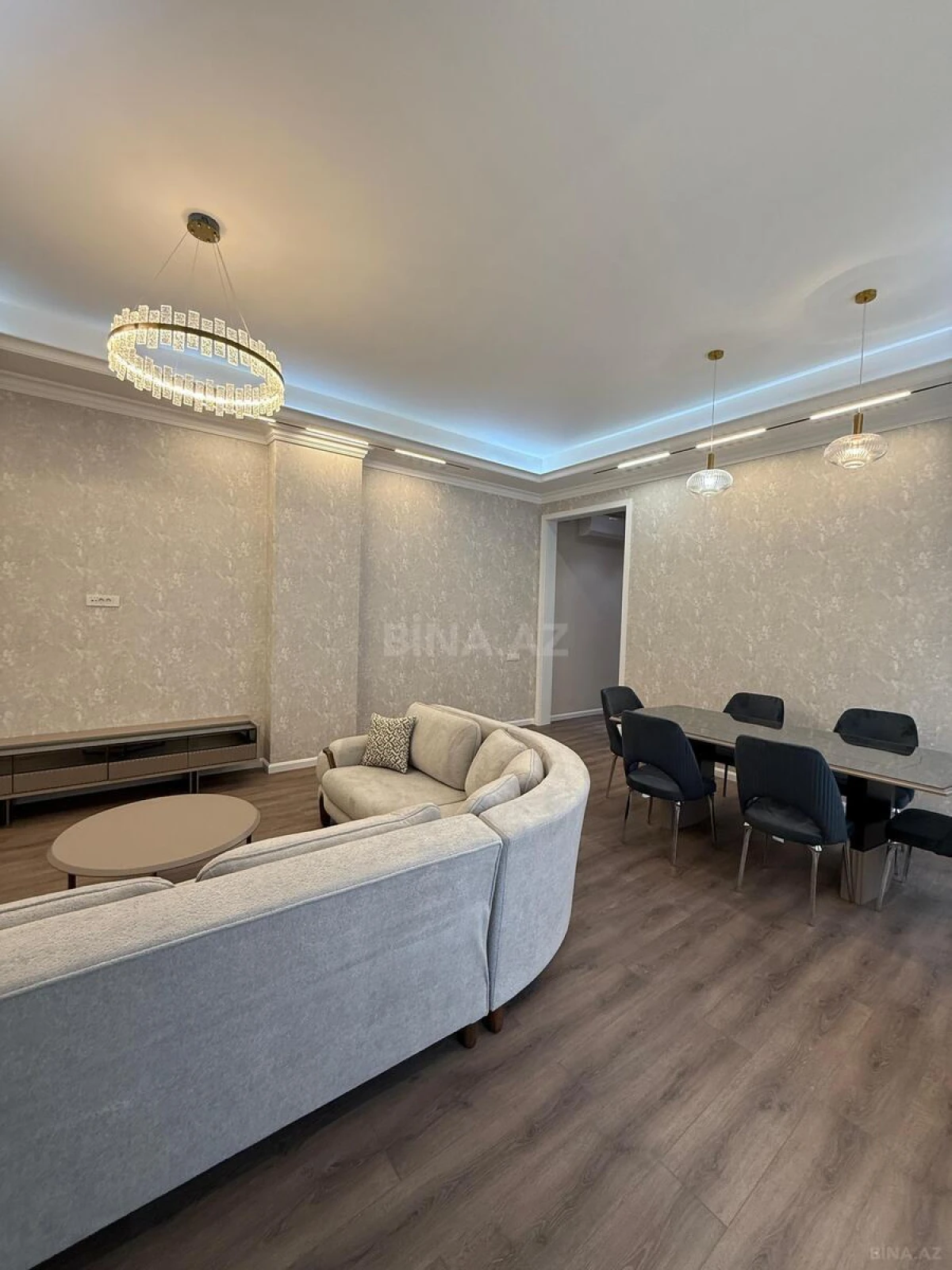 Kirayə verilir 3 otaqlı mənzil 125 m²