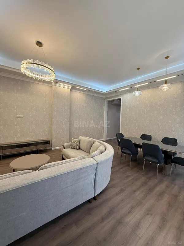 Kirayə verilir 3 otaqlı mənzil 125 m²