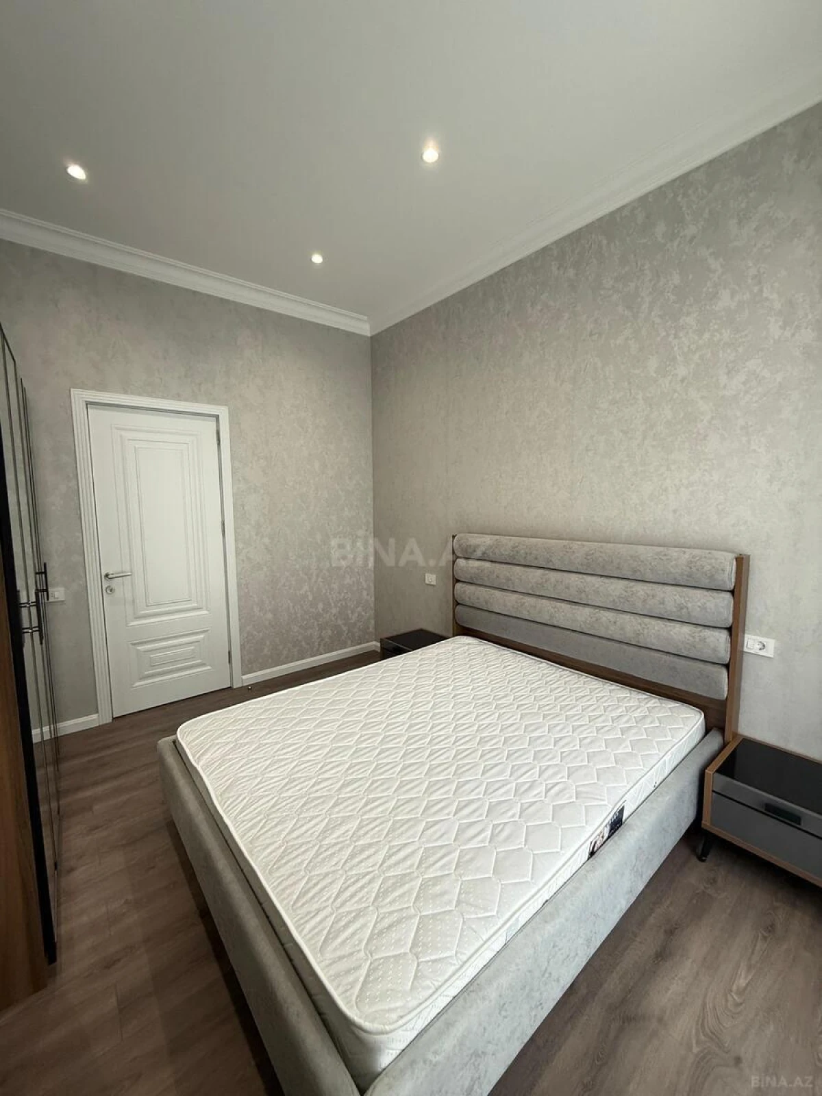 Kirayə verilir 3 otaqlı mənzil 125 m²