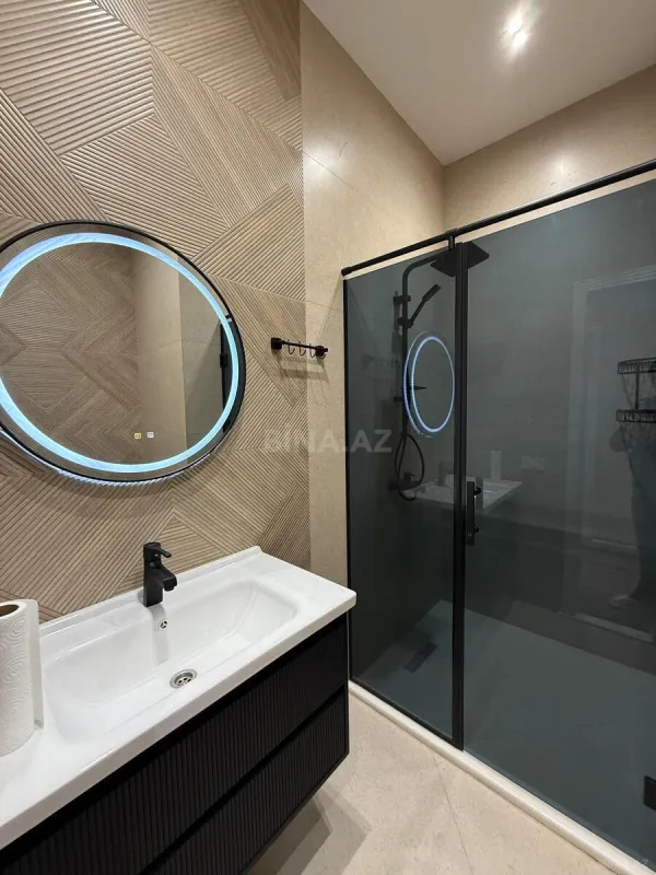 Kirayə verilir 3 otaqlı mənzil 125 m²