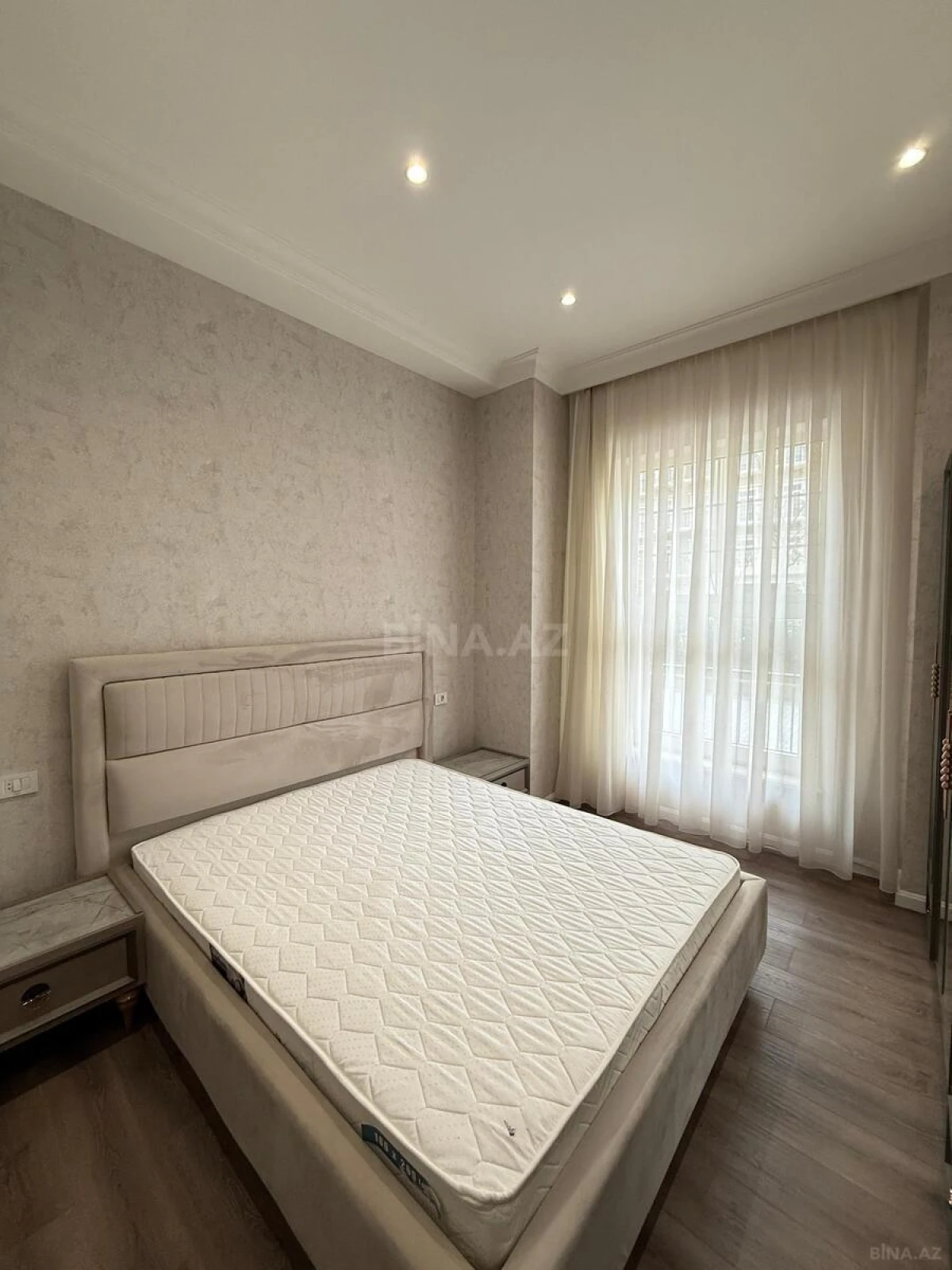 Kirayə verilir 3 otaqlı mənzil 125 m²