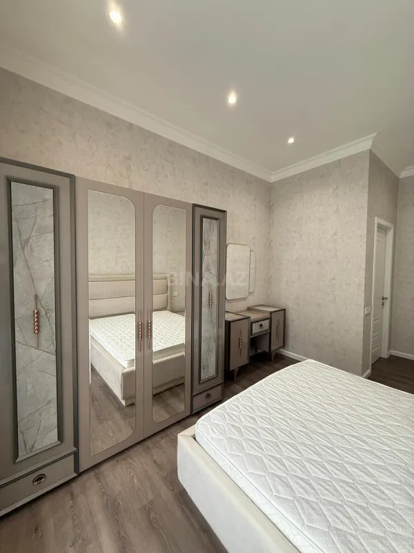 Kirayə verilir 3 otaqlı mənzil 125 m²