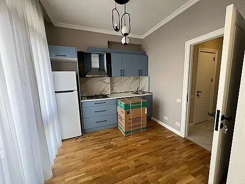 Kirayə verilir 2 otaqlı mənzil 45 m²