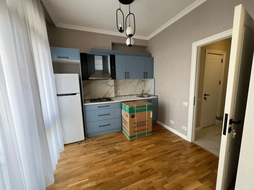 Kirayə verilir 2 otaqlı mənzil 75 m²