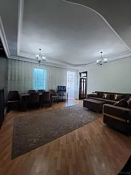 Kirayə verilir 2 otaqlı mənzil 75 m² — Bakı, 8-ci mikrorayon 2 otaq 75.00 m²