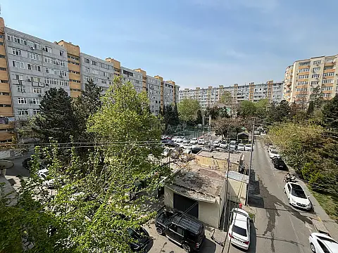 Satılır 2 otaqlı mənzil 48 m²