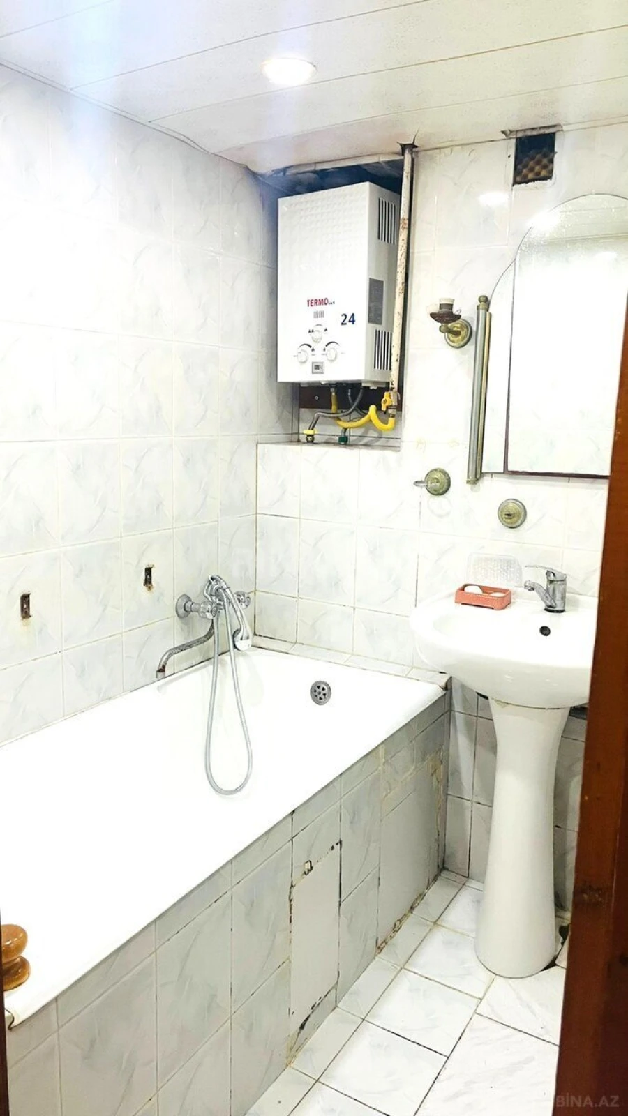 Kirayə verilir 2 otaqlı mənzil 65 m²