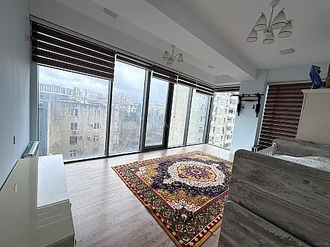 Kirayə verilir 4 otaqlı mənzil 160 m²
