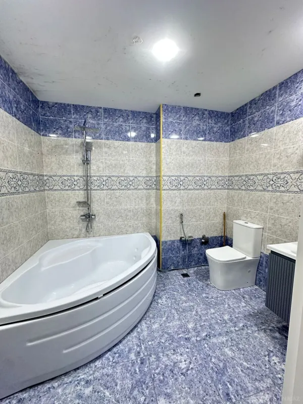 Kirayə verilir 4 otaqlı mənzil 160 m²