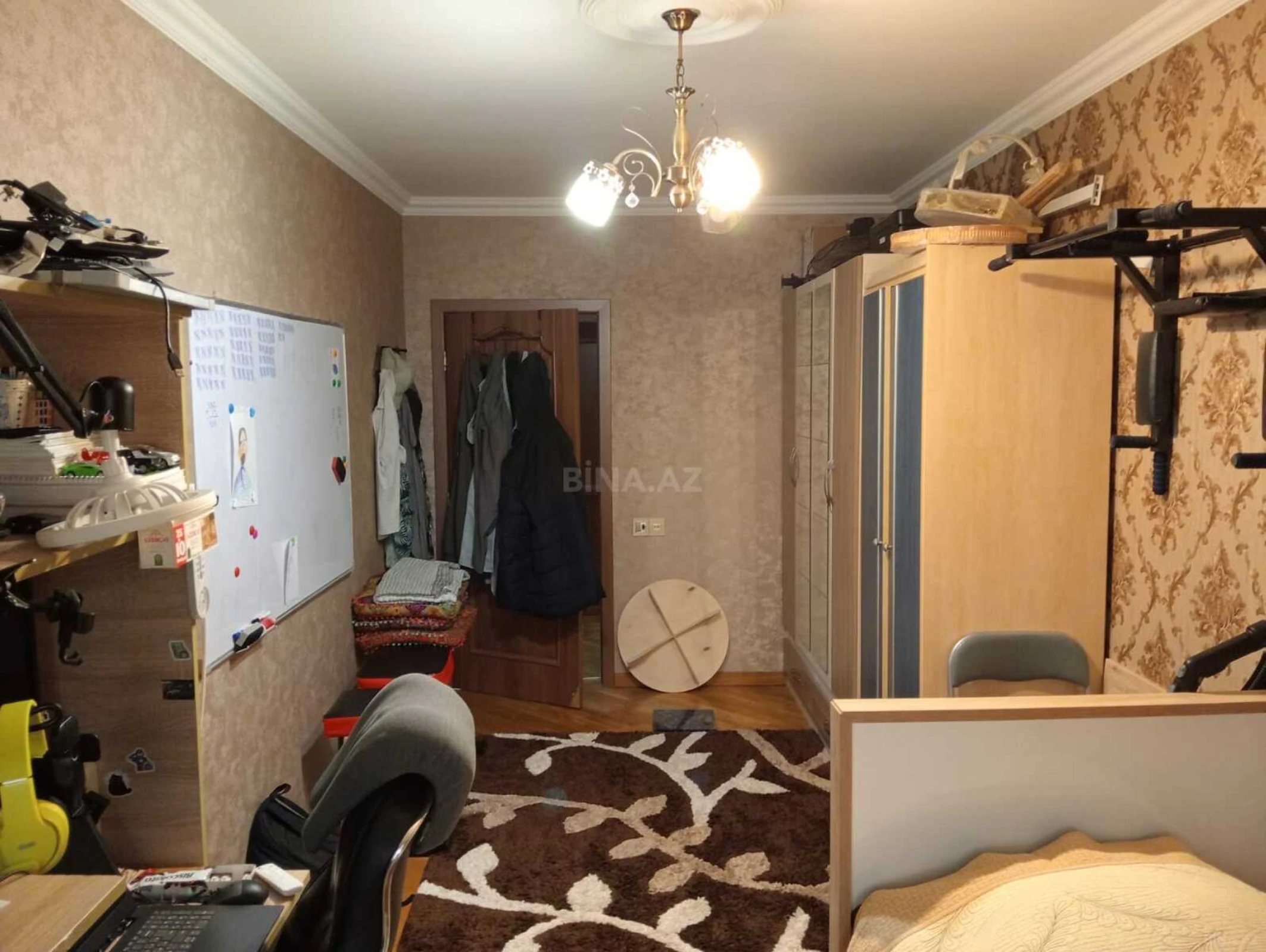 Satılır 3 otaqlı mənzil 110 m²