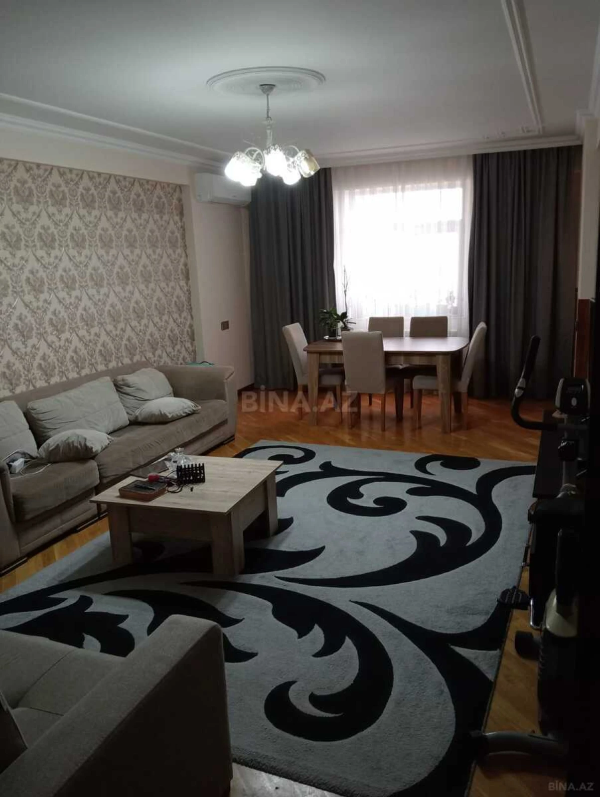 Satılır 3 otaqlı mənzil 110 m²