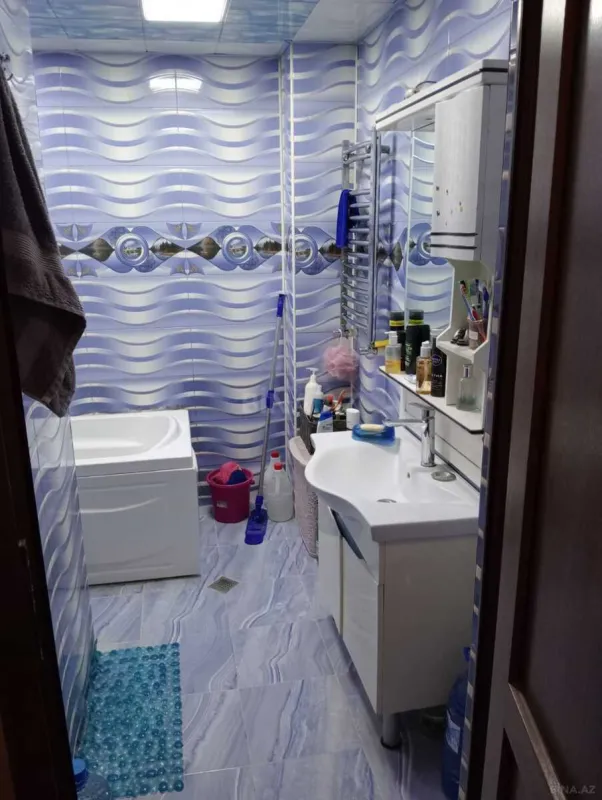 Satılır 3 otaqlı mənzil 110 m²