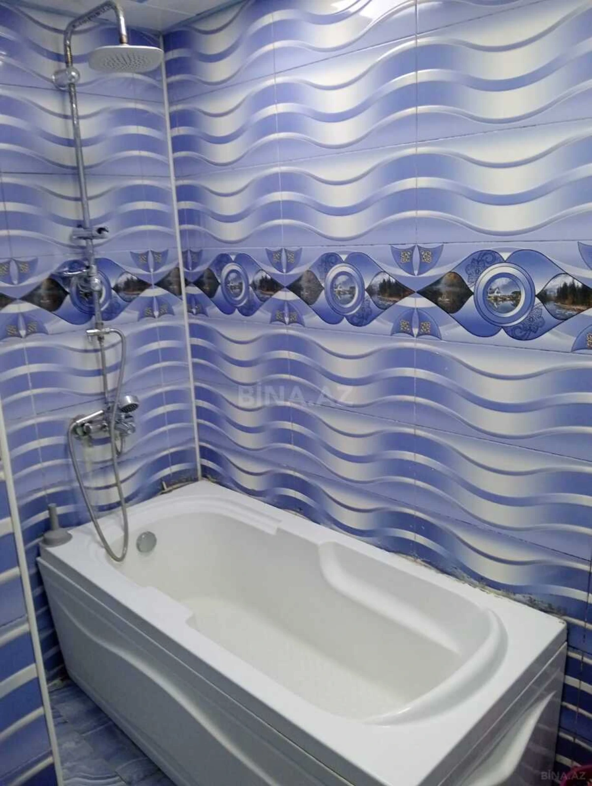 Satılır 3 otaqlı mənzil 110 m²