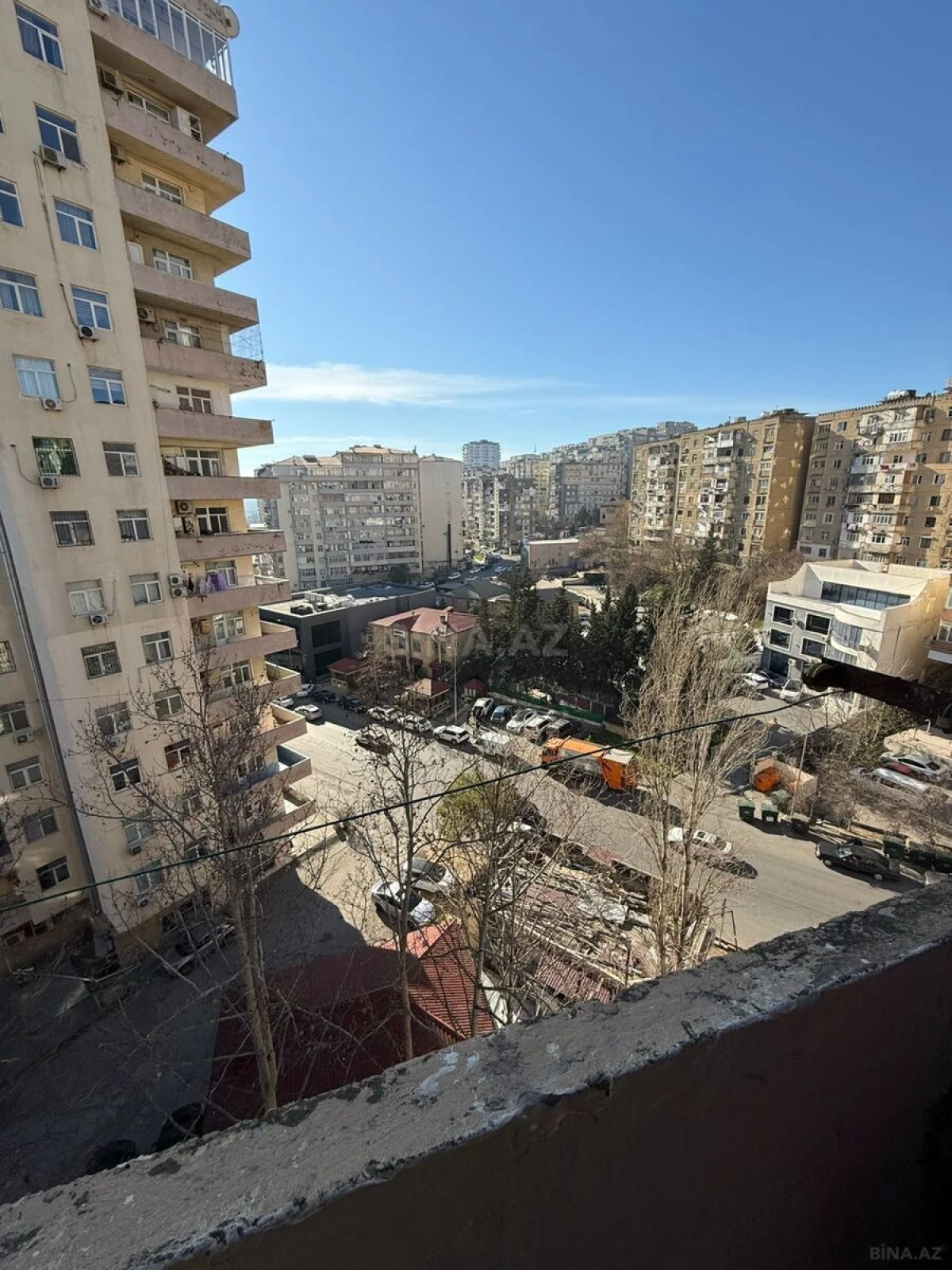 Satılır 4 otaqlı mənzil 110 m²
