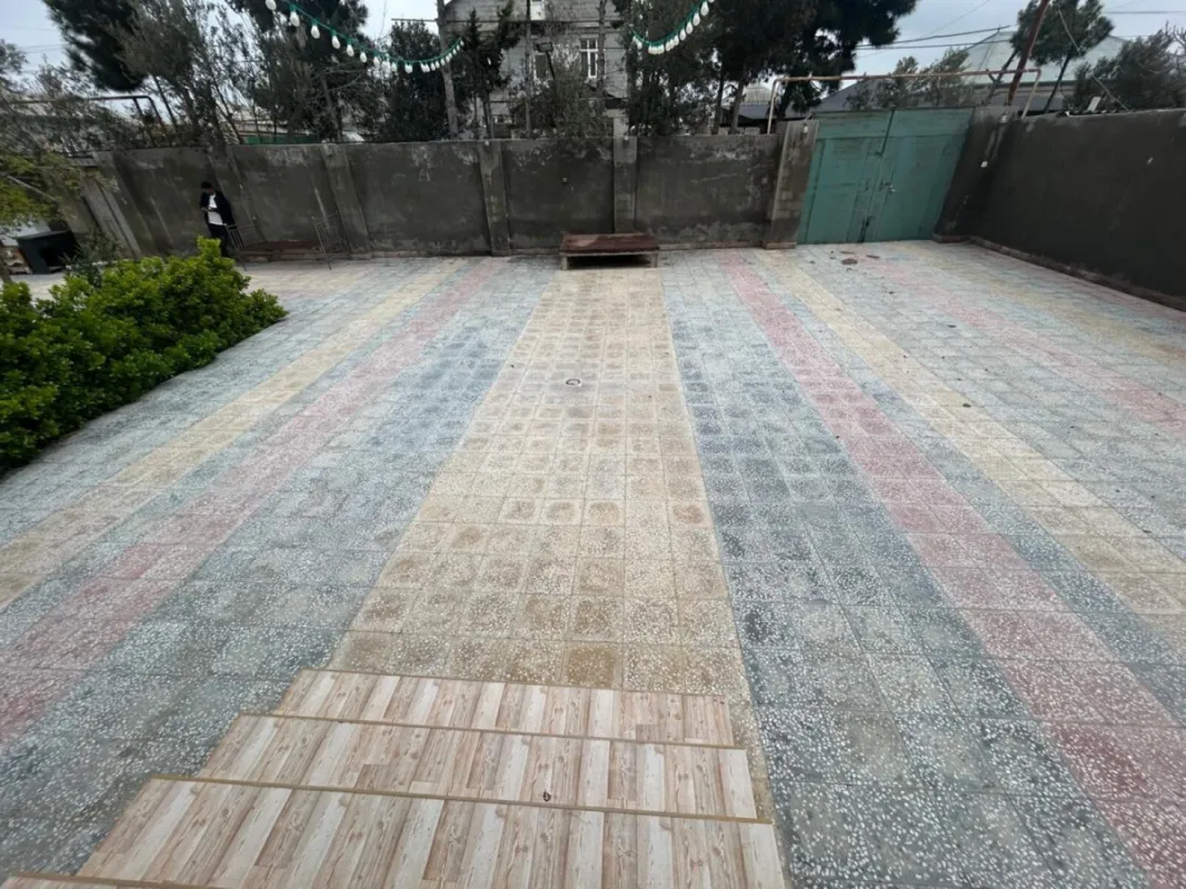 Satılır 4 otaqlı həyət evi 120 m²