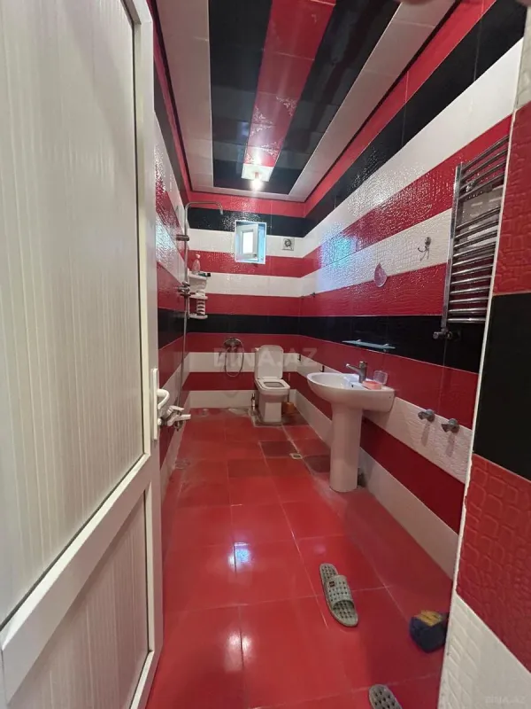 Satılır 4 otaqlı həyət evi 120 m²