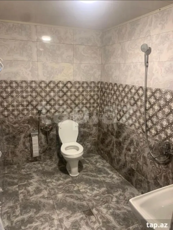 Satılır 4 otaqlı mənzil 100 m²