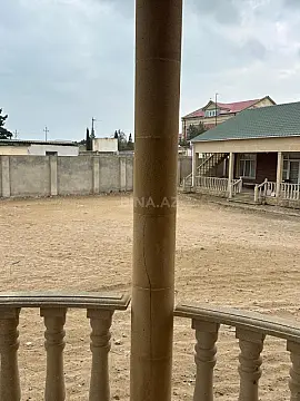 Satılır 6 otaqlı həyət evi 250 m²