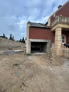 Satılır 6 otaqlı həyət evi 250 m²