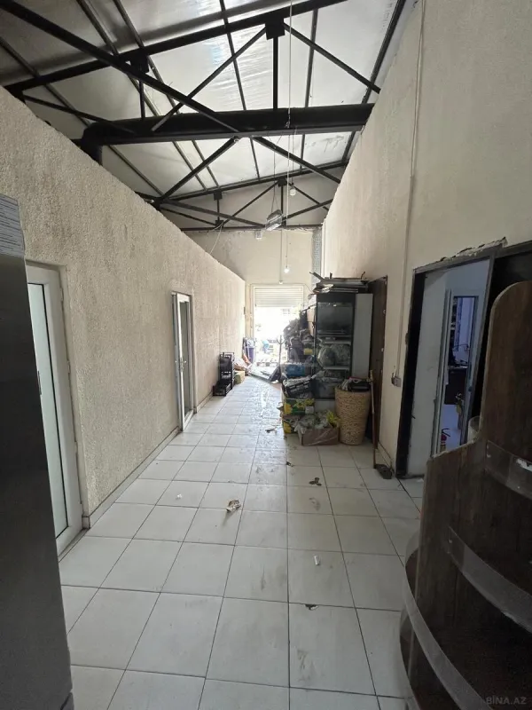 Satılır obyekt 1370 m²