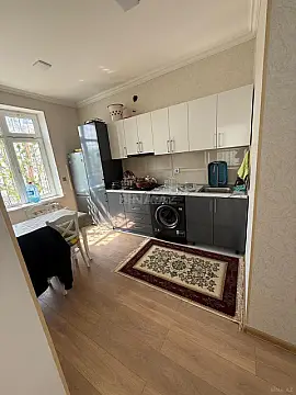 Satılır 2 otaqlı mənzil 65 m²