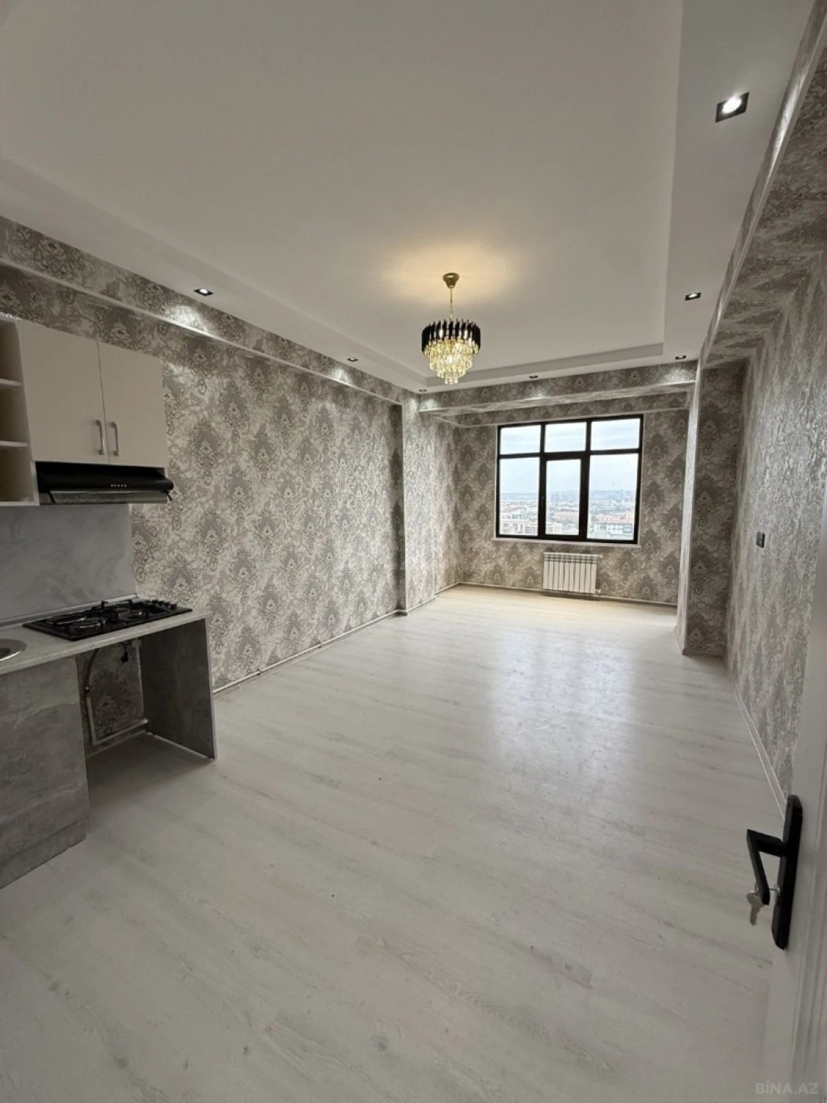 Satılır 2 otaqlı mənzil 70 m²