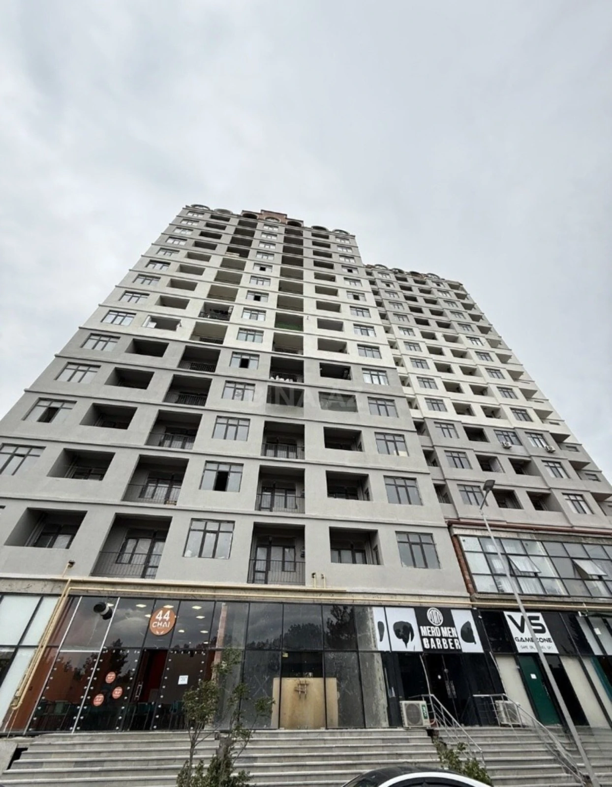 Satılır 2 otaqlı mənzil 70 m²