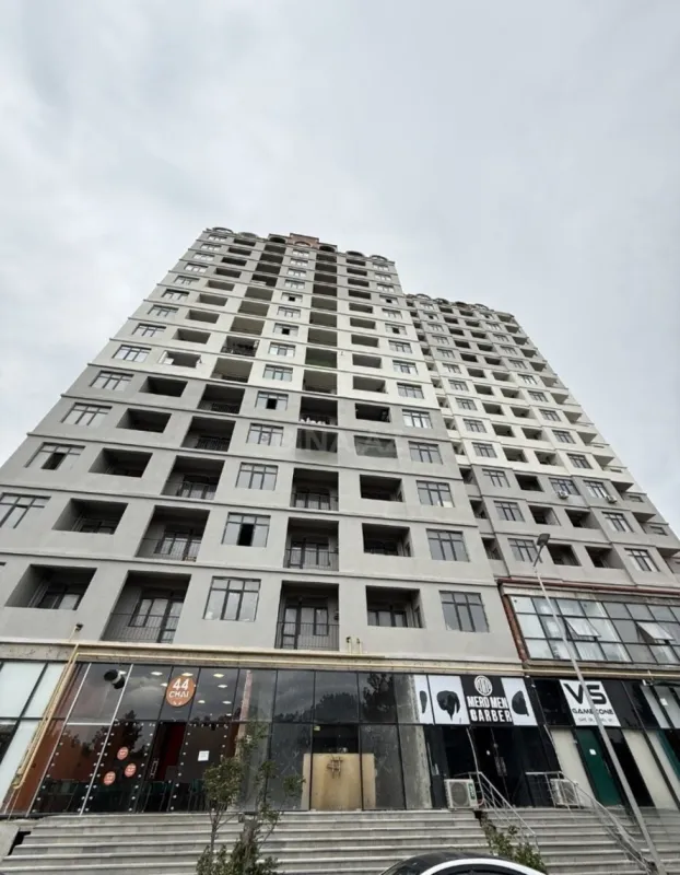 Satılır 2 otaqlı mənzil 70 m²