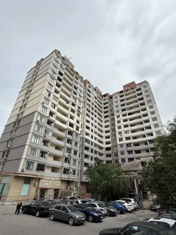 Satılır 2 otaqlı mənzil 70 m²