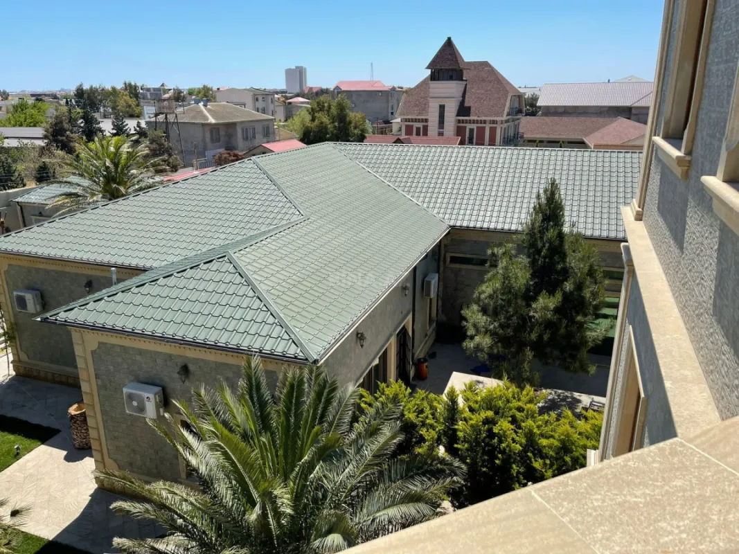 Kirayə verilir 8 otaqlı həyət evi 400 m²