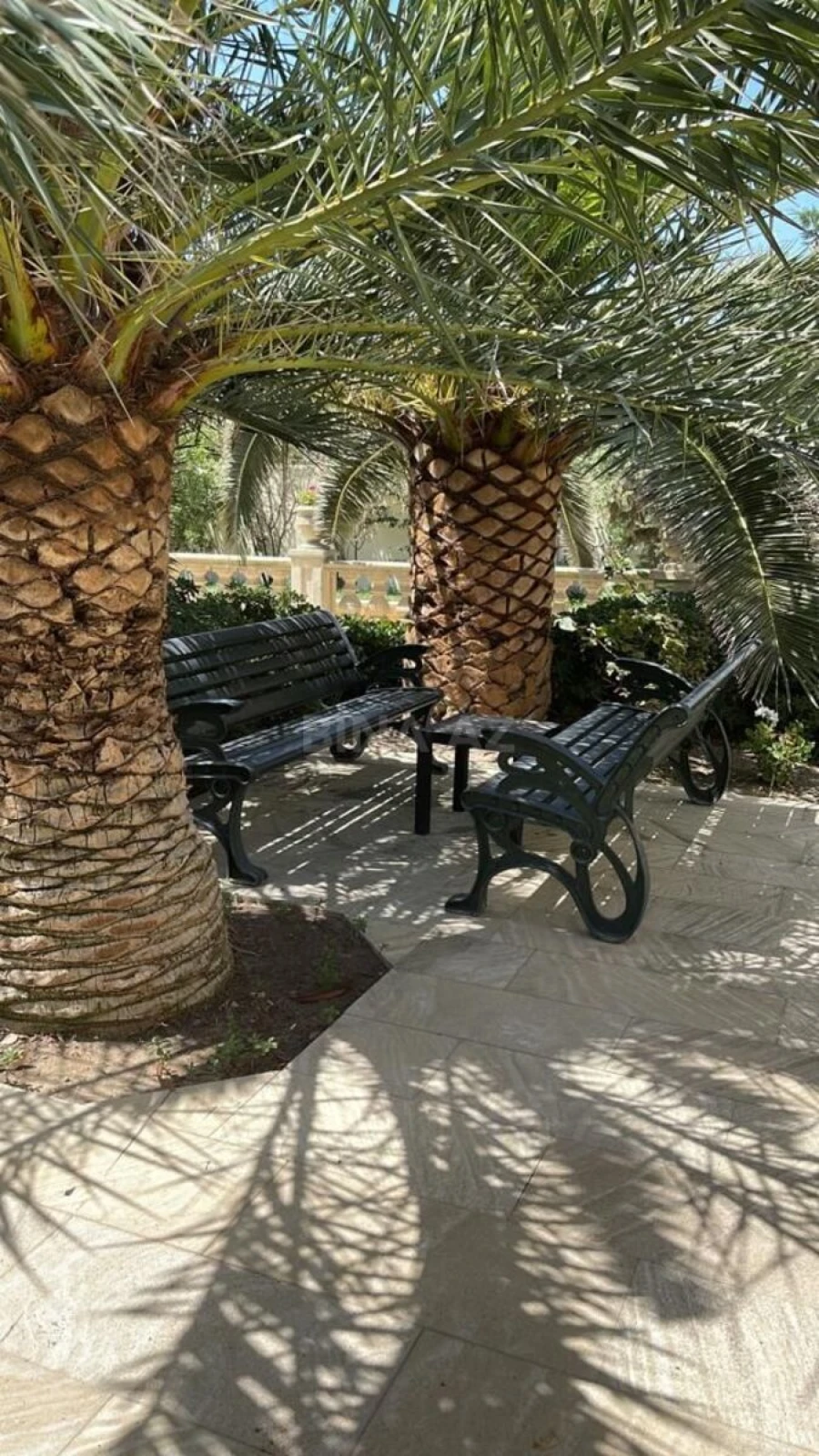 Kirayə verilir 8 otaqlı həyət evi 400 m²