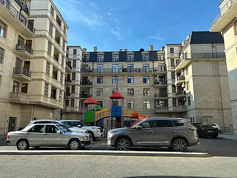 Kirayə verilir 3 otaqlı mənzil 110 m² — Bakı 3 otaq 110.00 m²