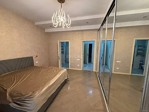 Kirayə verilir 3 otaqlı mənzil 110 m²