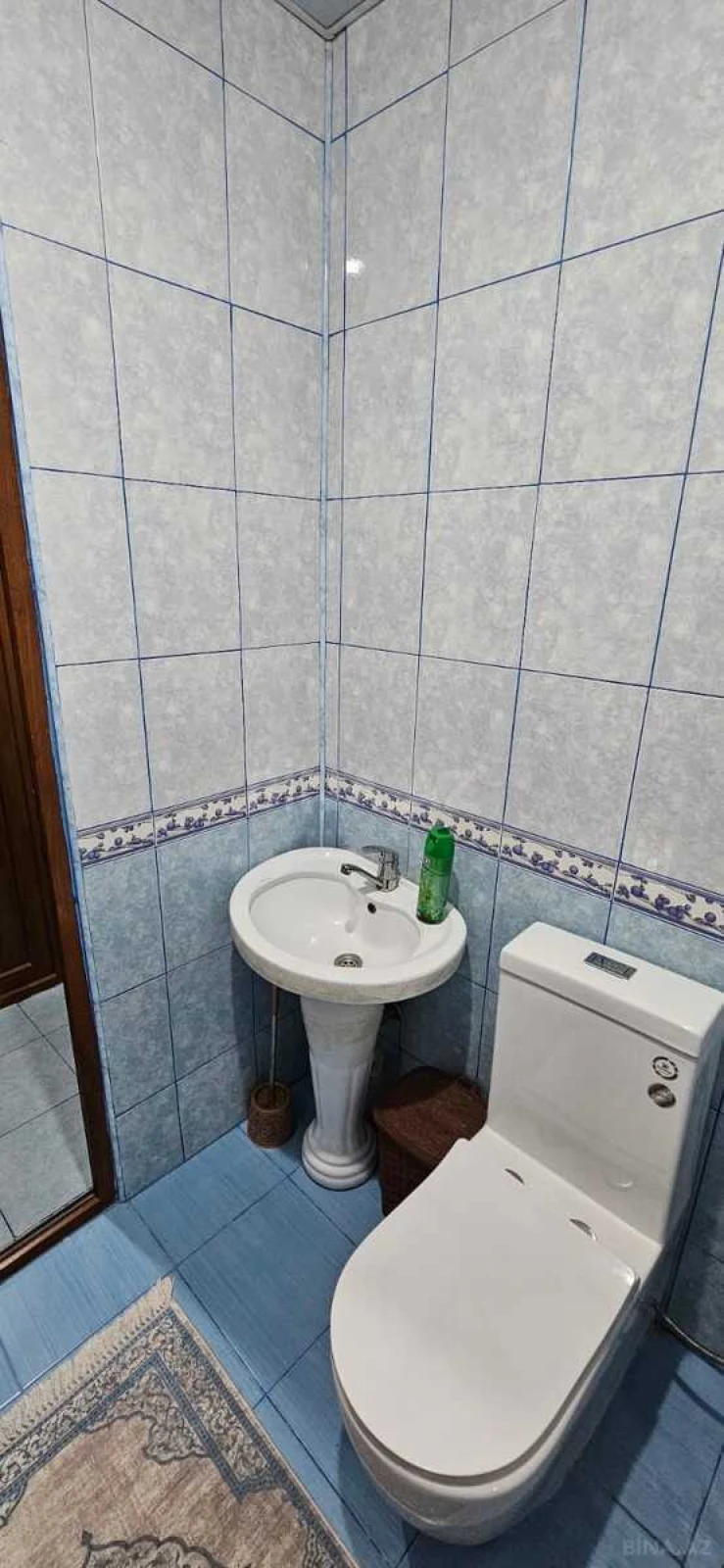 Kirayə verilir 2 otaqlı mənzil 87 m²