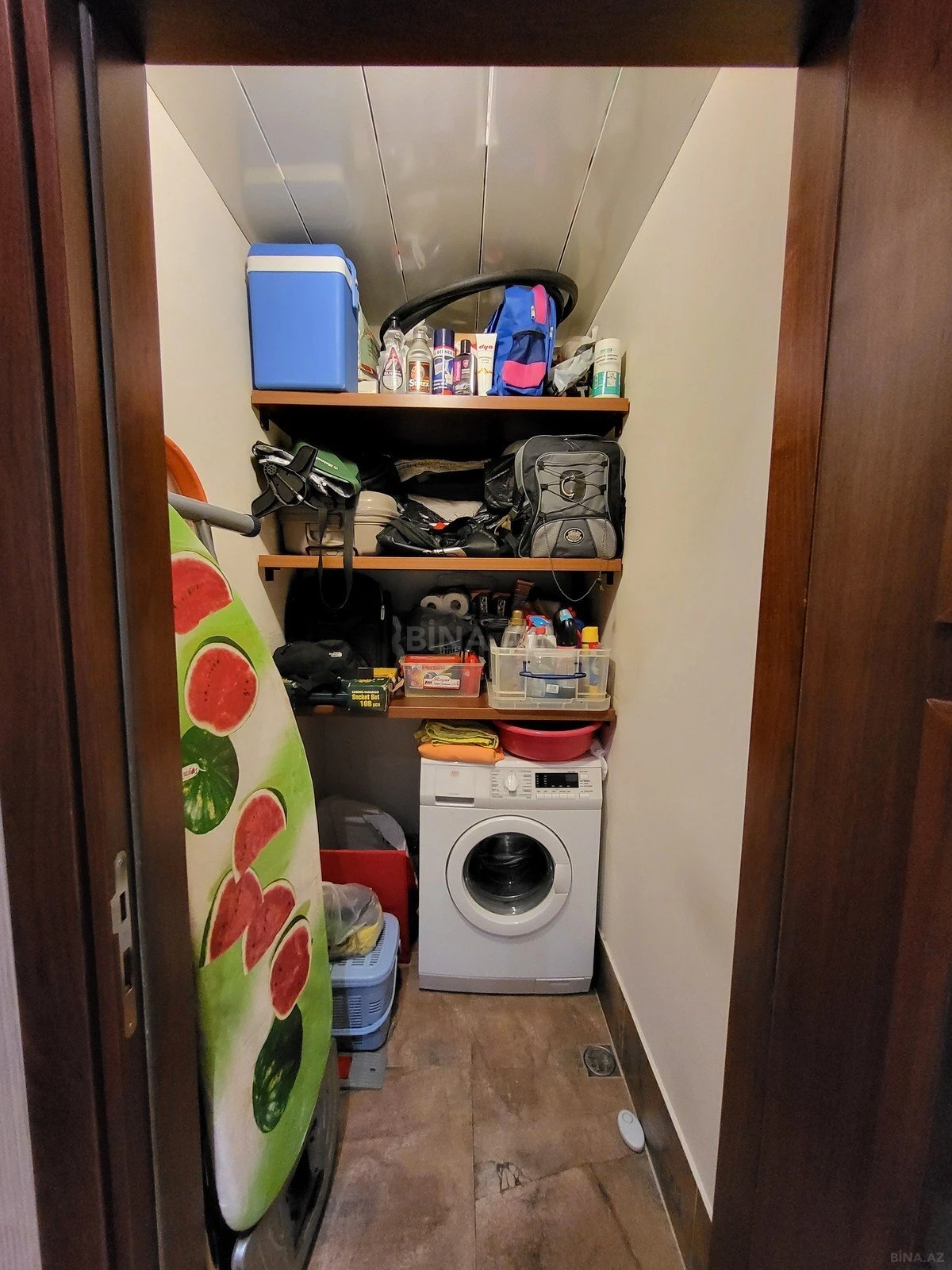 Satılır 4 otaqlı mənzil 164 m²