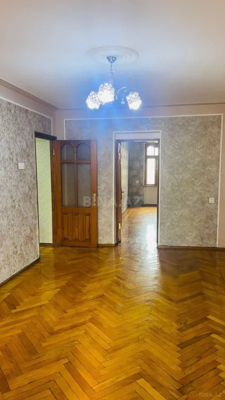 Kirayə verilir 2 otaqlı mənzil 50 m²