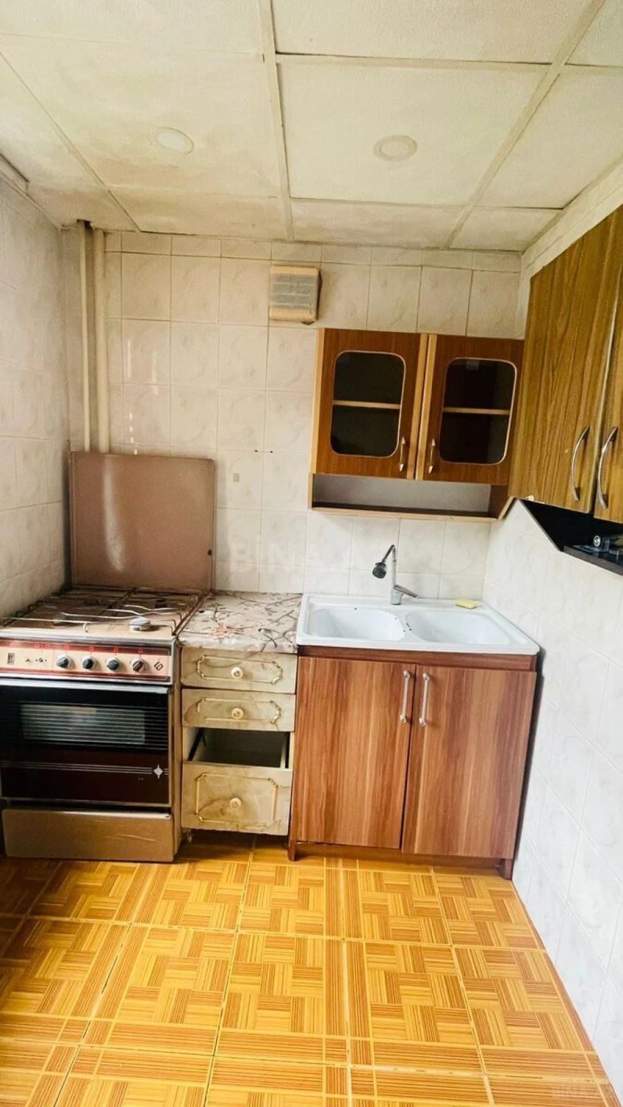 Kirayə verilir 2 otaqlı mənzil 50 m²