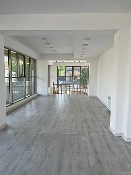 Kirayə verilir obyekt 150 m² — Bakı 150.00 m²