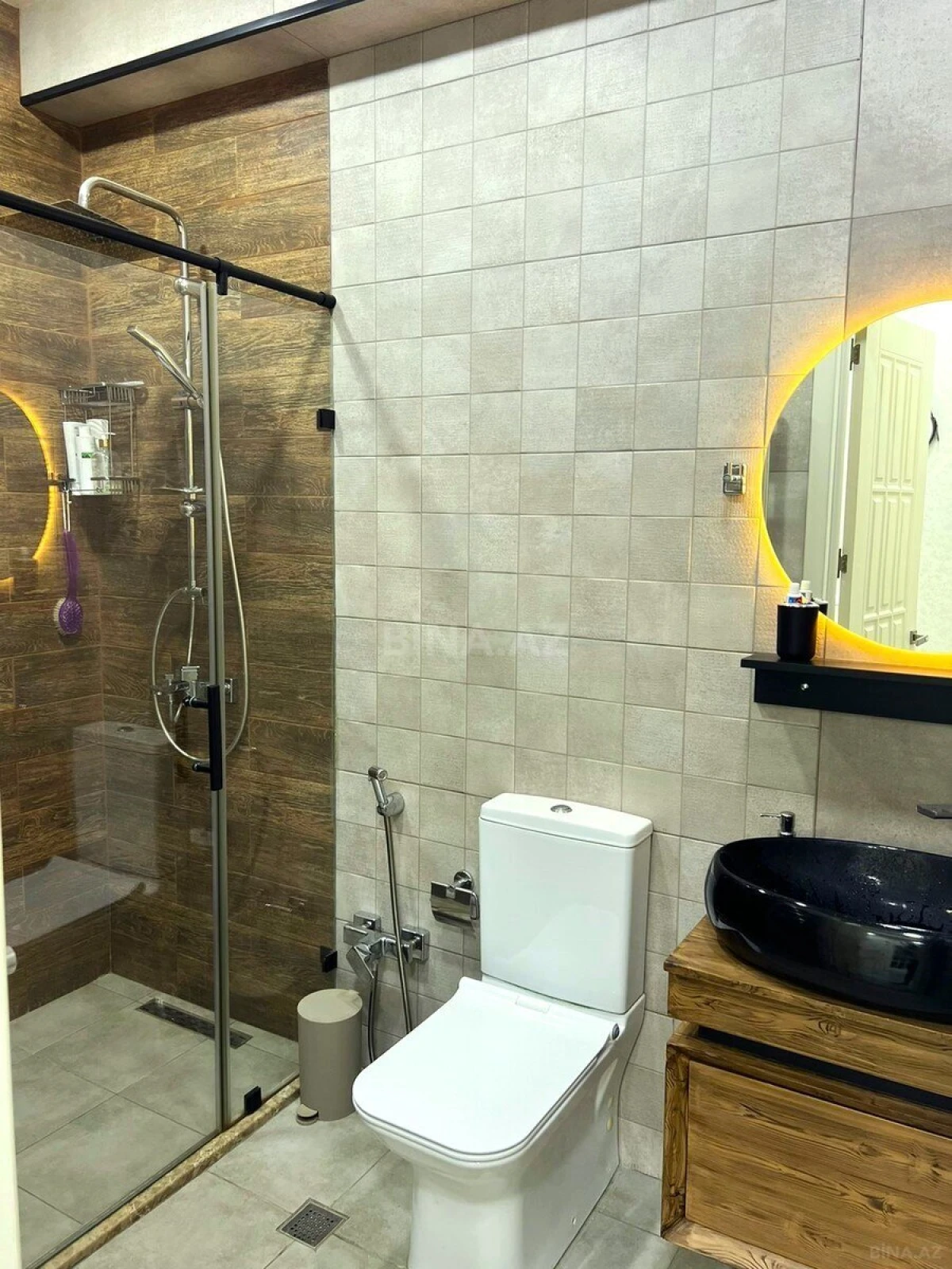 Satılır 2 otaqlı mənzil 75 m²