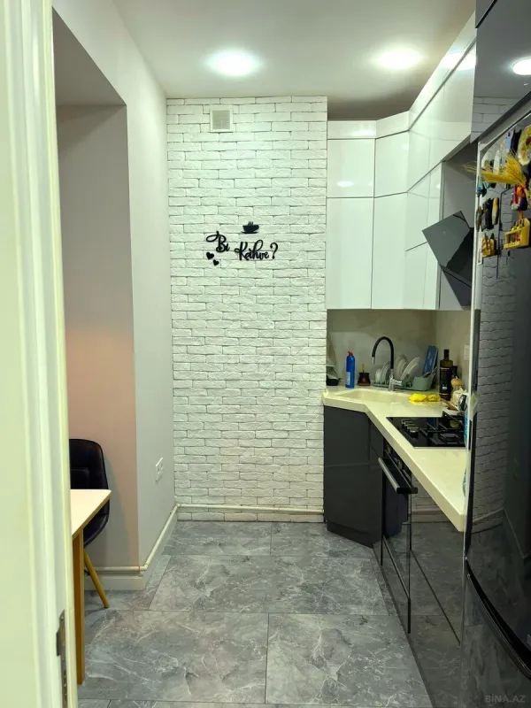 Satılır 2 otaqlı mənzil 75 m²