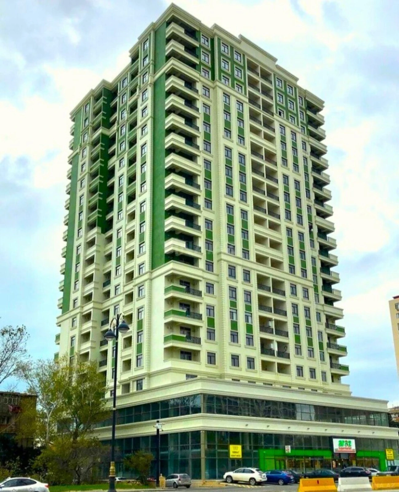 Satılır 2 otaqlı mənzil 75 m²