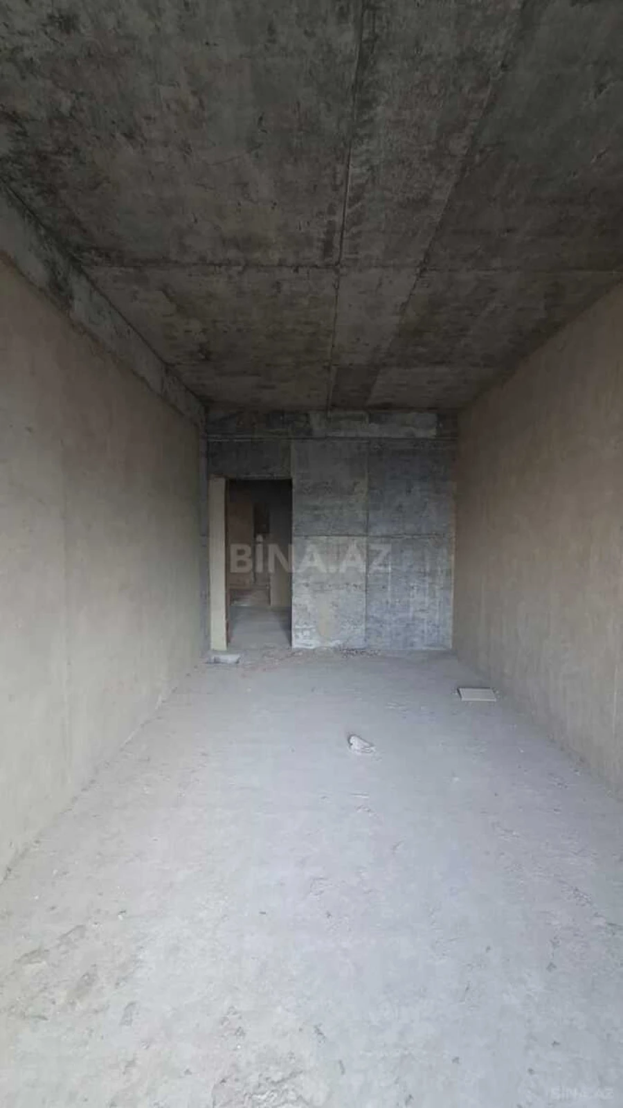 Satılır 4 otaqlı mənzil 170 m²