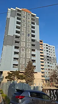 Satılır 4 otaqlı mənzil 170 m²