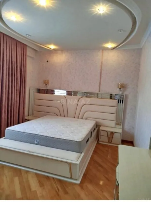 Kirayə verilir 3 otaqlı mənzil 120 m²