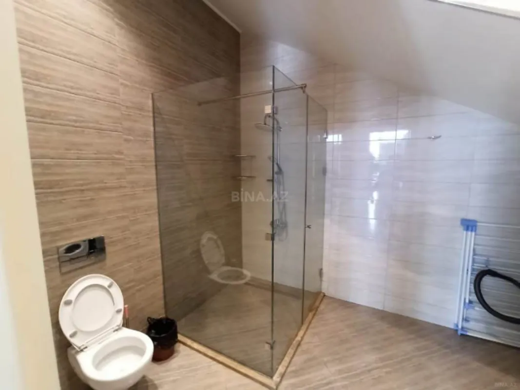 Satılır 7 otaqlı həyət evi 500 m²