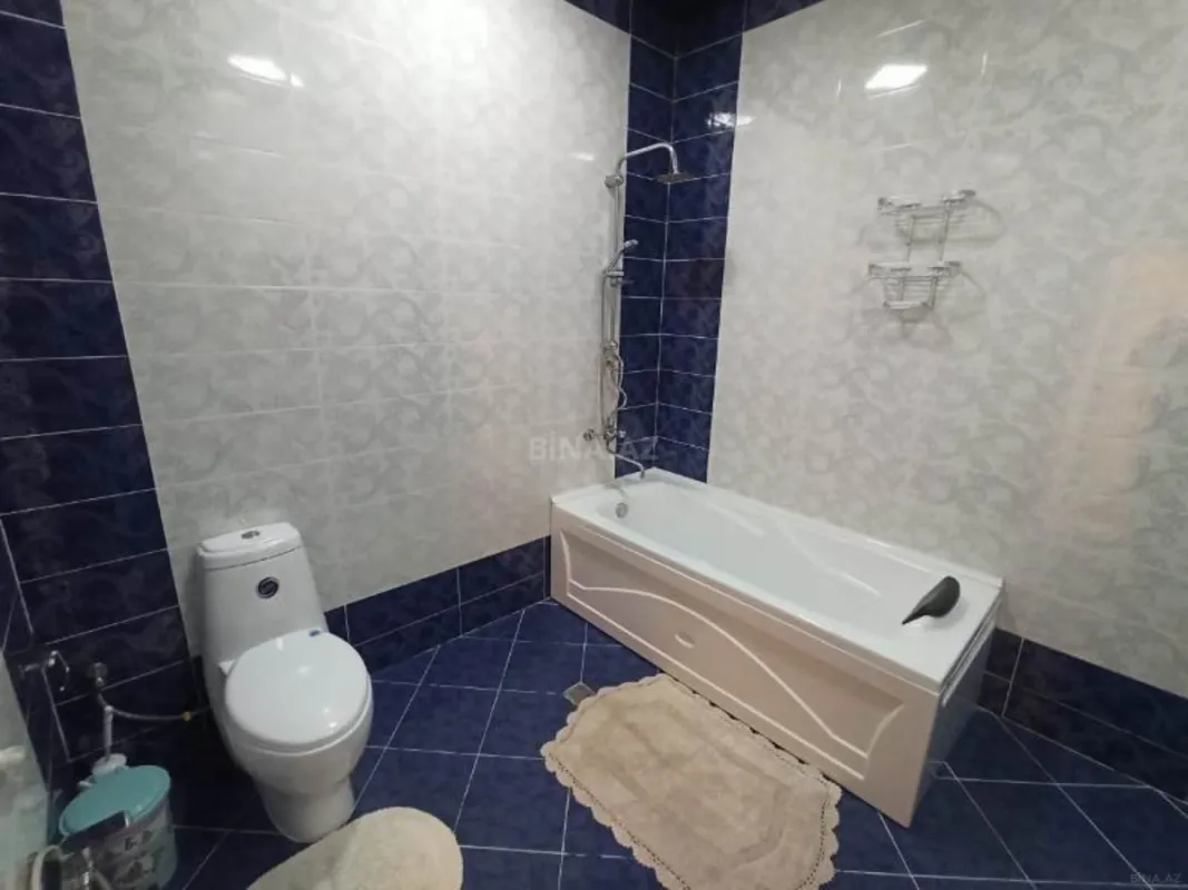 Satılır 7 otaqlı həyət evi 500 m²