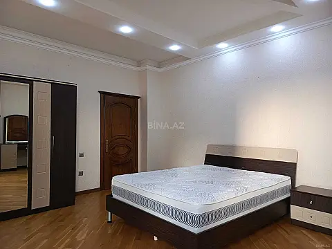 Satılır 3 otaqlı mənzil 107 m²